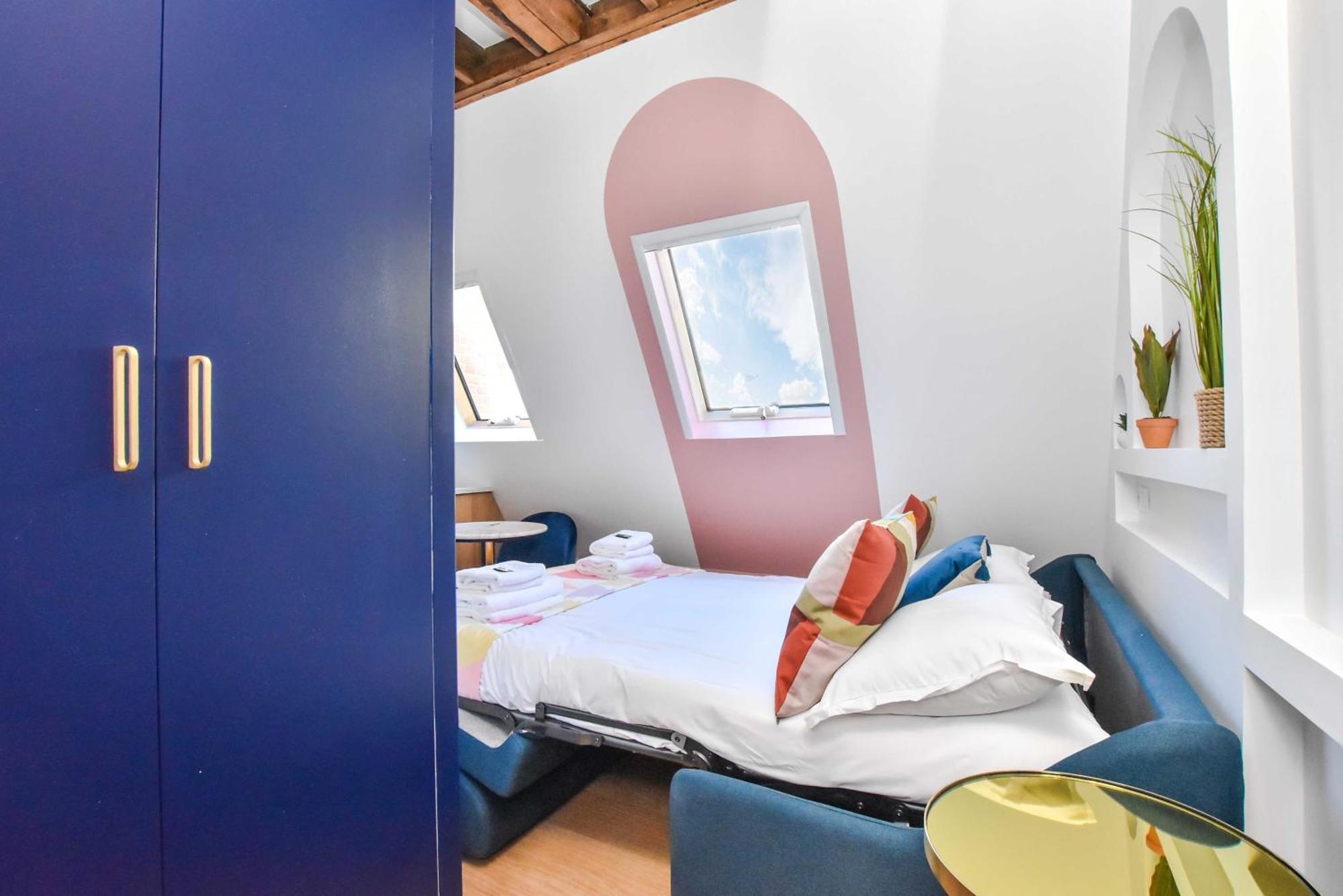 Newly Renovated Studio Under The Parisian Roofs - Arc De Triomphe 아파트 외부 사진