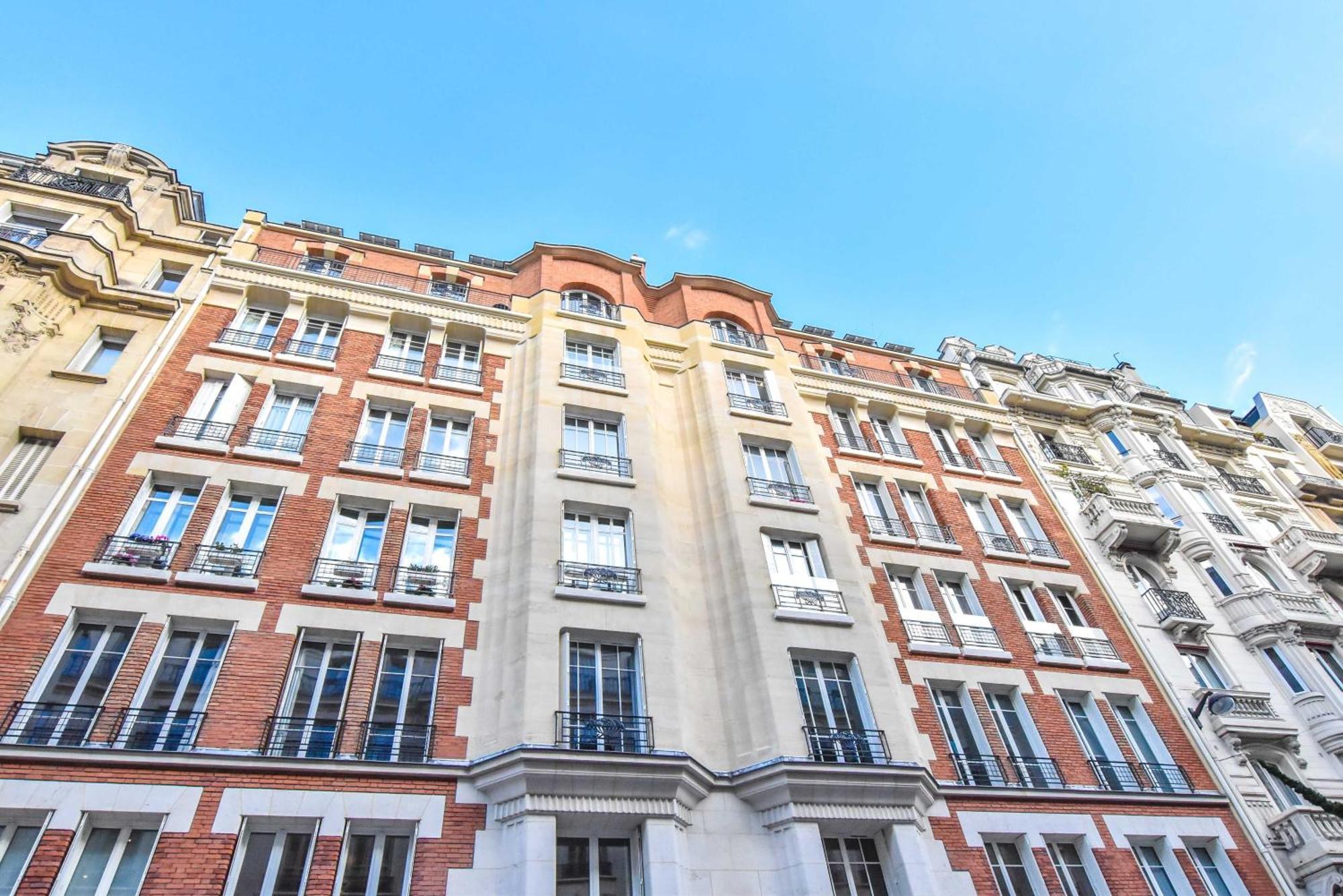 Newly Renovated Studio Under The Parisian Roofs - Arc De Triomphe 아파트 외부 사진