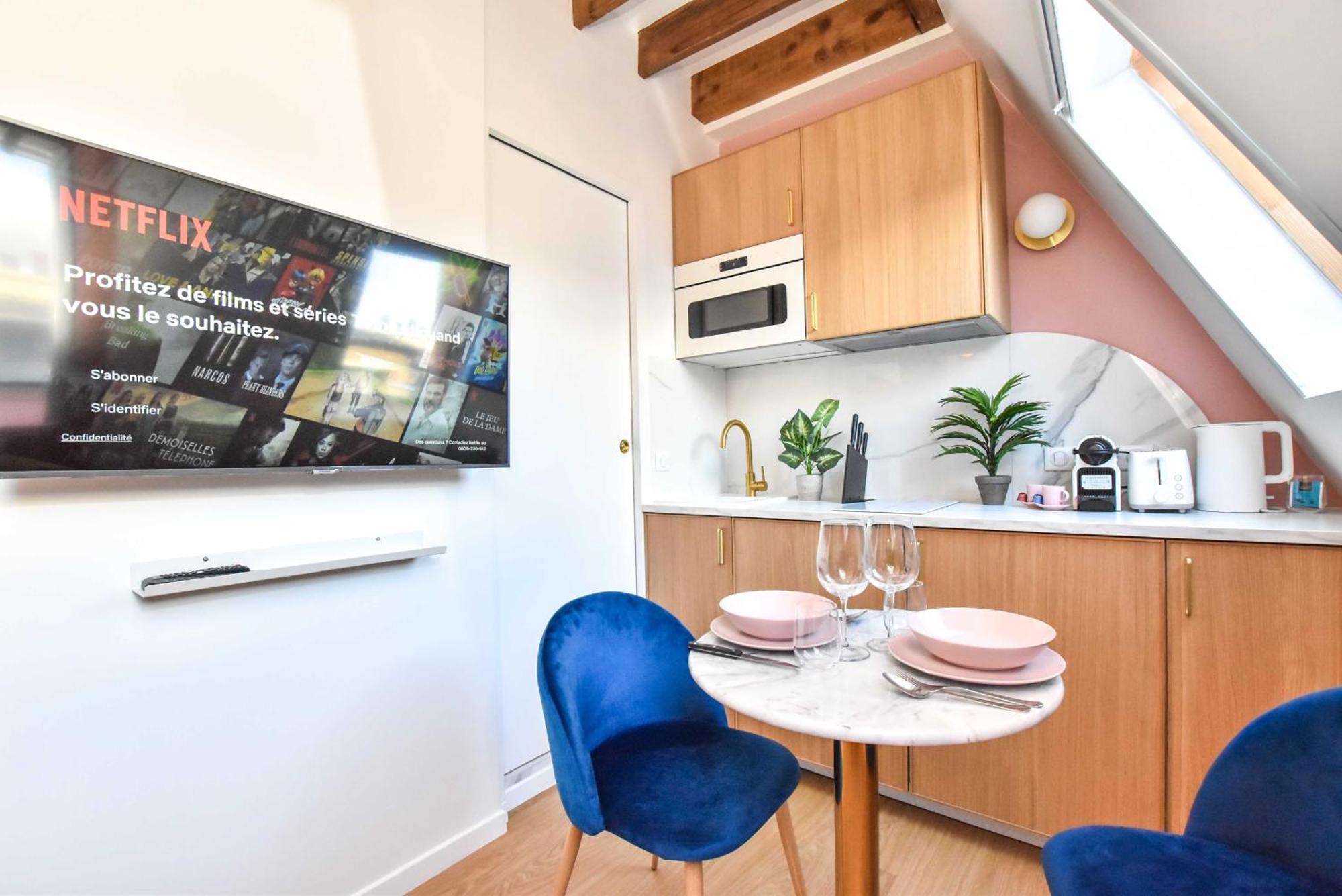 Newly Renovated Studio Under The Parisian Roofs - Arc De Triomphe 아파트 외부 사진