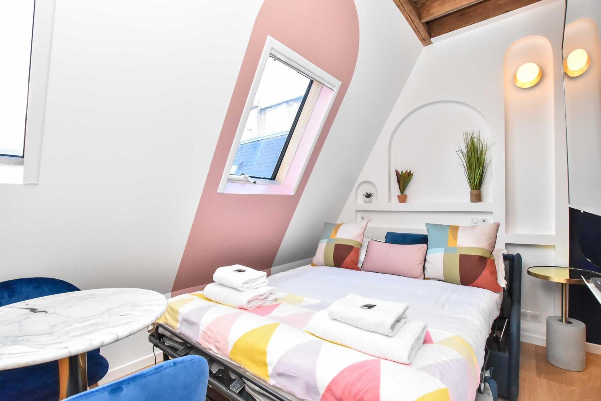 Newly Renovated Studio Under The Parisian Roofs - Arc De Triomphe 아파트 외부 사진